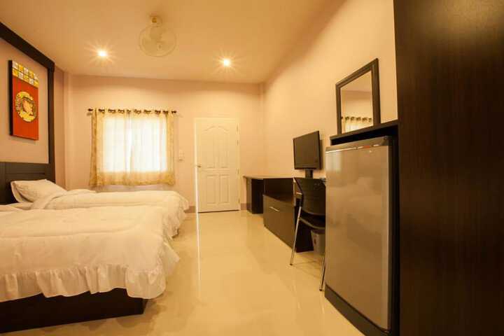 Room 7 of 42