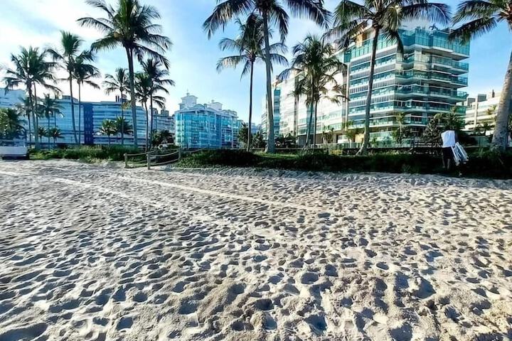 Beach 413 of 487