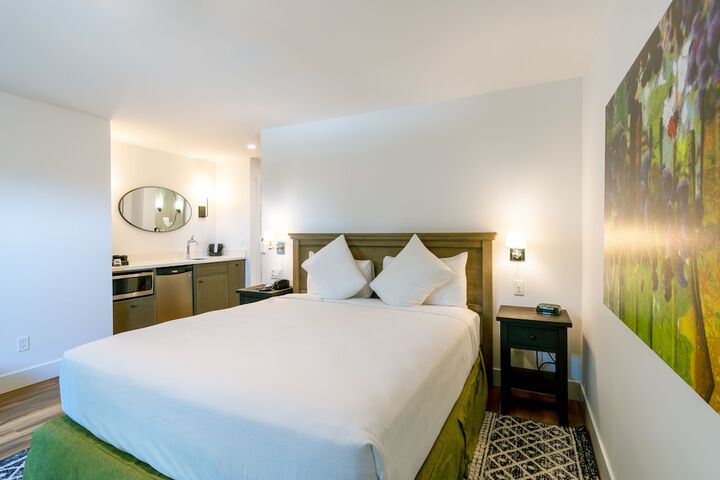 Room 21 of 106