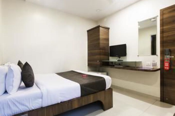 Room 14 of 35