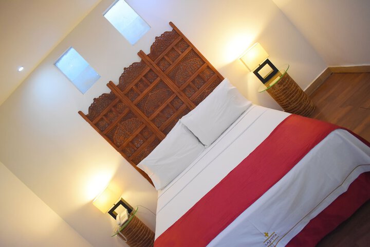 Room 25 of 90