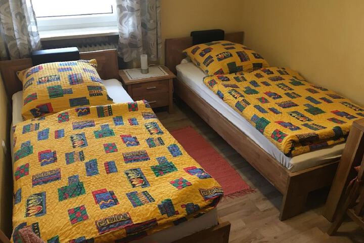 Room 5 of 12