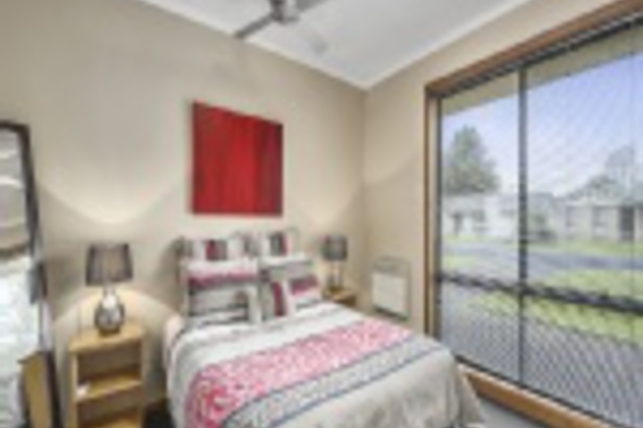 Room 25 of 120