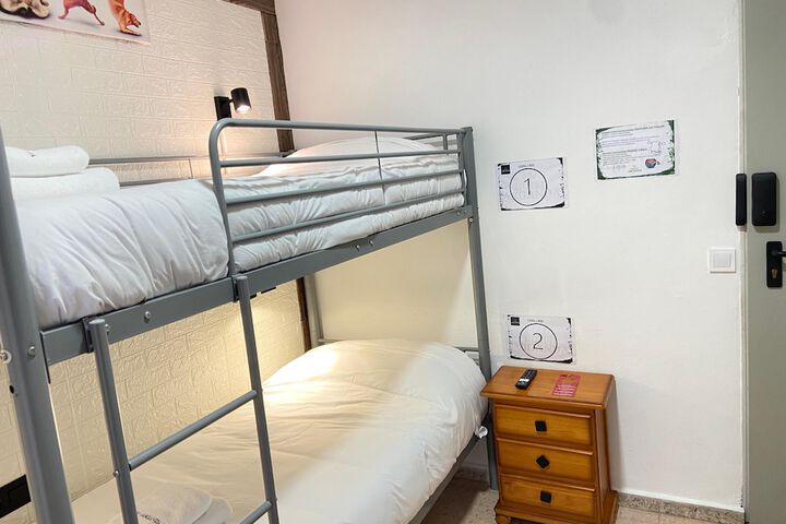 Room 65 of 121