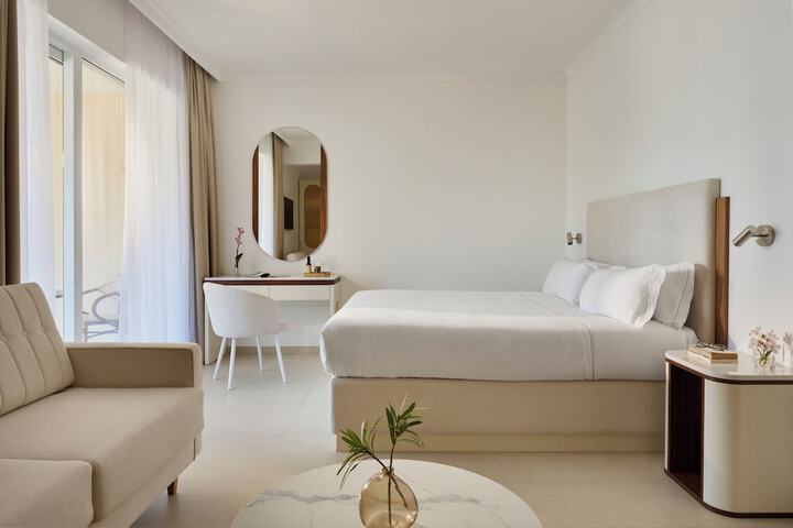 Room 13 of 60