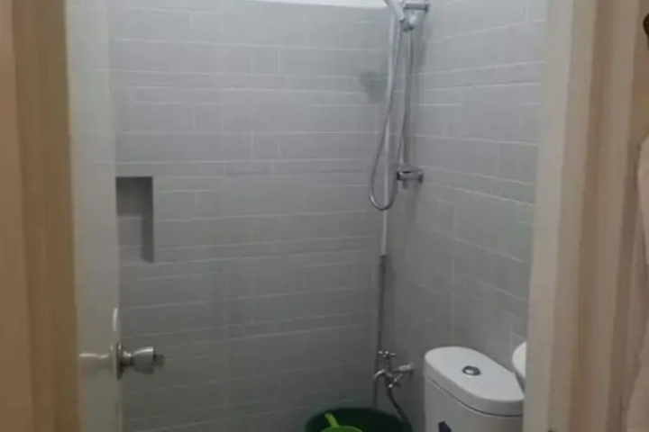 Room 7 of 13