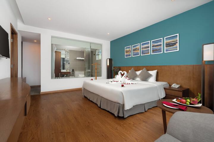 Room 30 of 109
