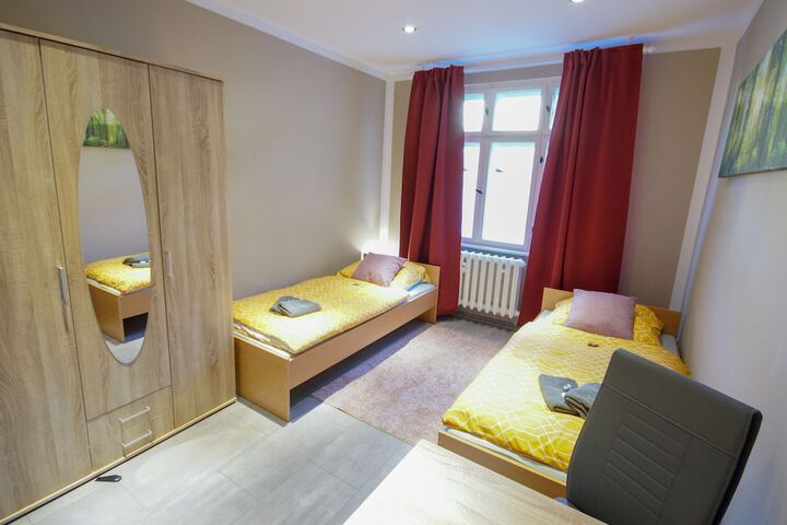 Room 4 of 55