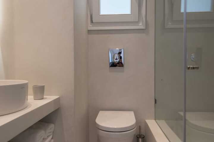 Room 133 of 184