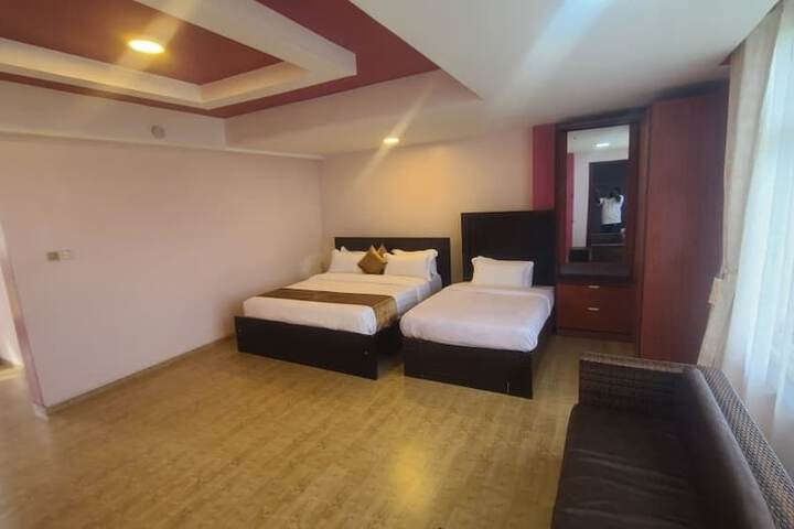 Room 105 of 150