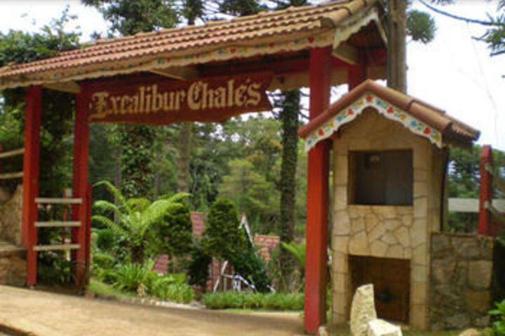 Excalibur Chales