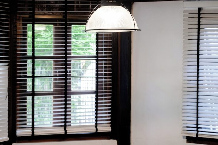 Room 11 of 28
