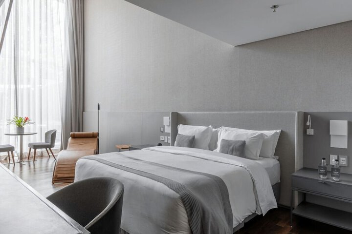 Room 35 of 67