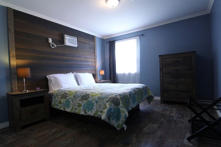 Room 23 of 61