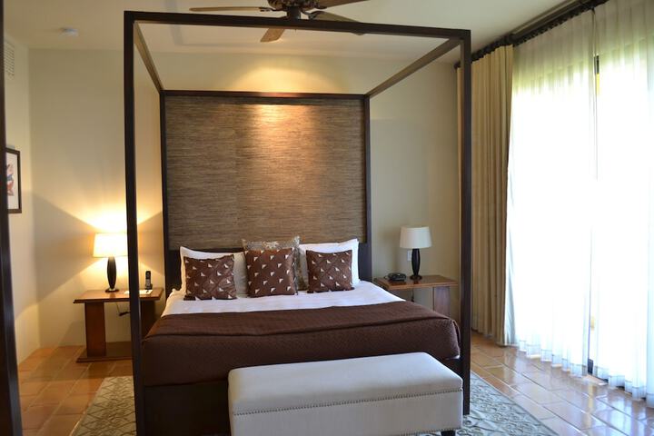 Room 15 of 86