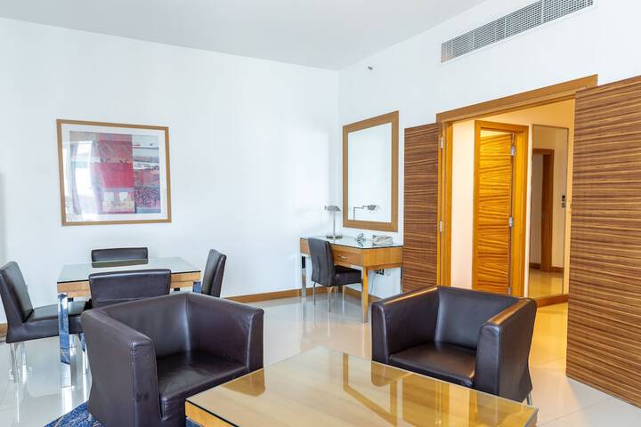 Room 45 of 98