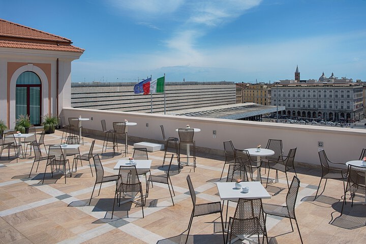 Terrace/Patio 99 of 111