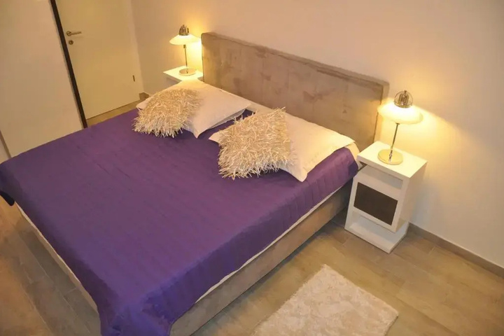 Room 3 of 4