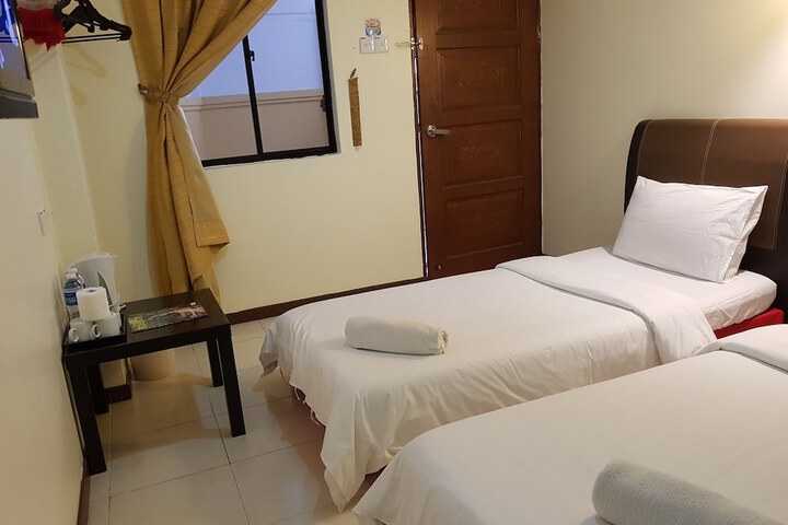 Room 21 of 73