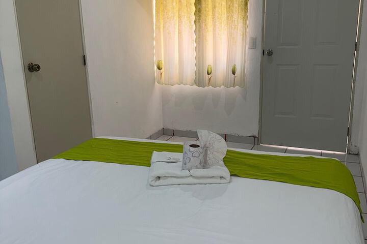 Room 2 of 6