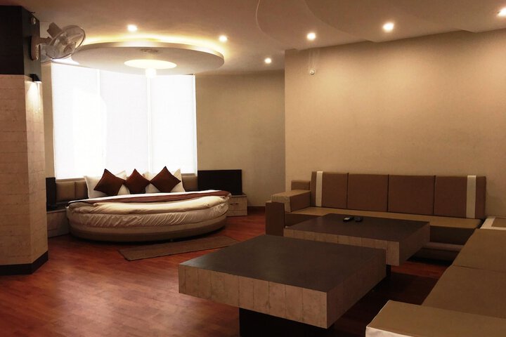 Room 14 of 51