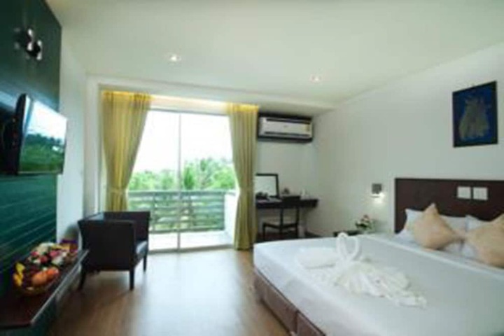 Room 4 of 15