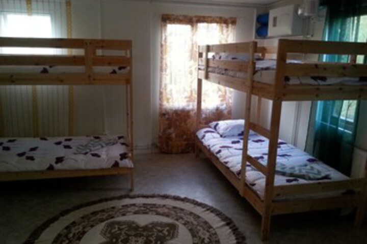 Room 15 of 16