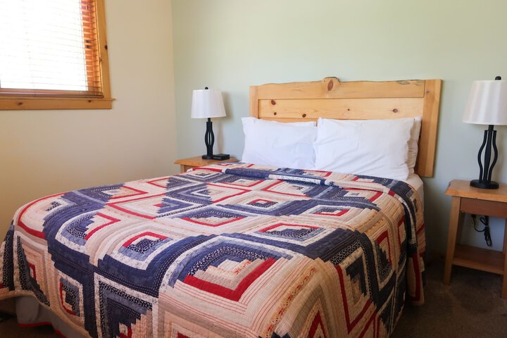 Room 48 of 192