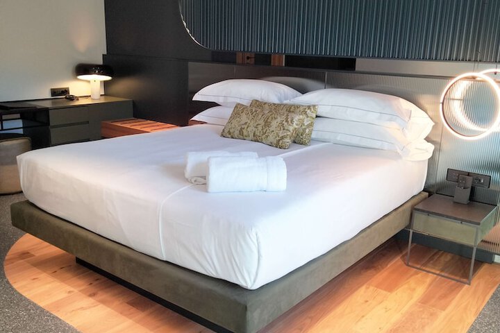 Room 21 of 70