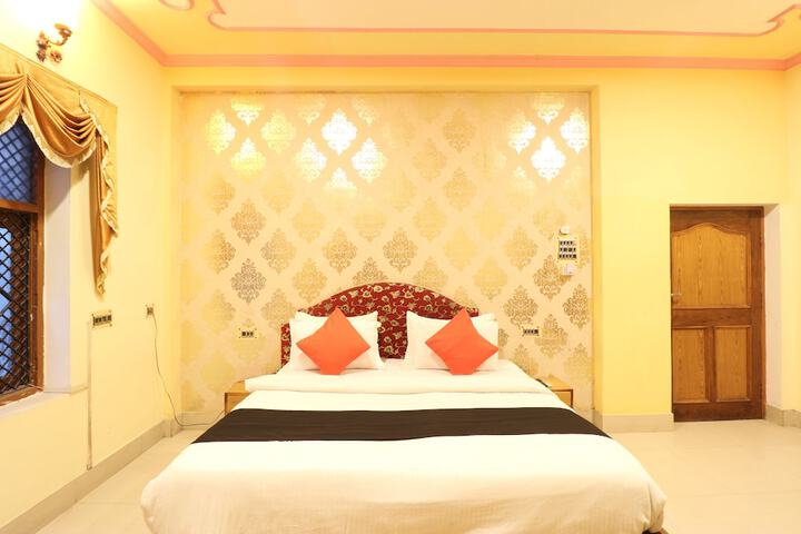 Hotel Interior 53 of 61
