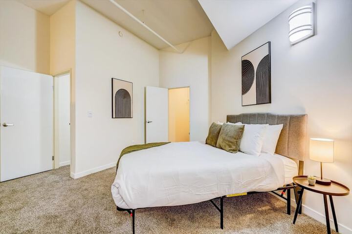 Room 15 of 194