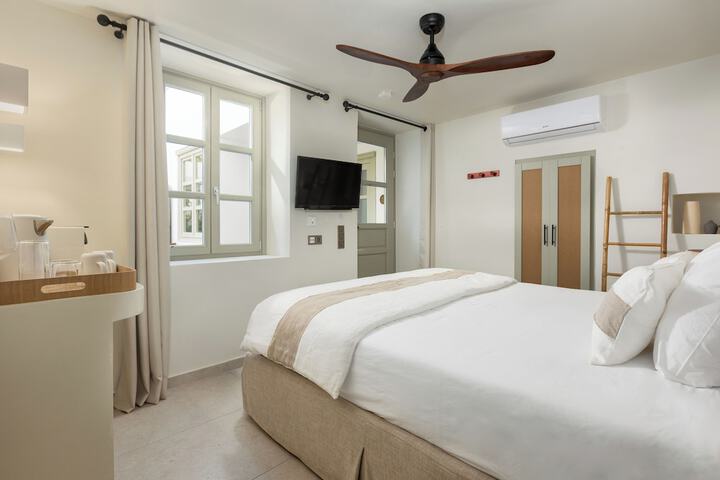 Room 29 of 90