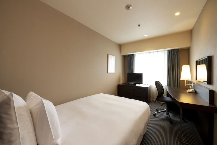Room 16 of 237