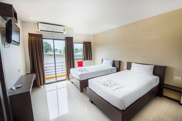 Room 16 of 49
