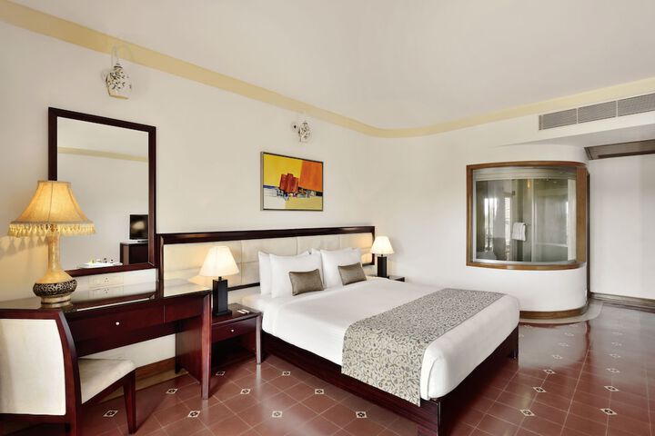 Room 56 of 184