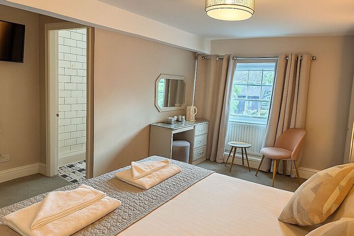 Room 17 of 65