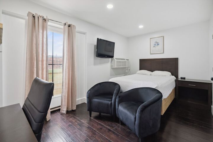 Room 20 of 72