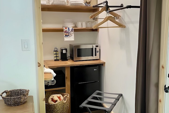 Room 40 of 89