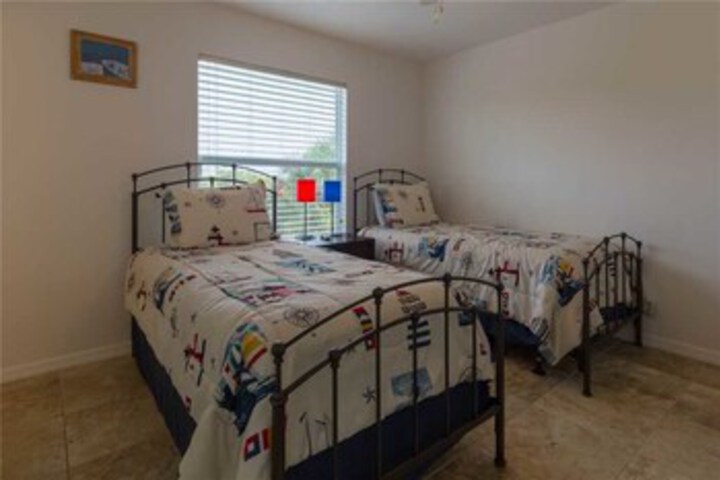 Room 35 of 48