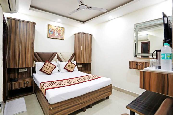 Room 8 of 46
