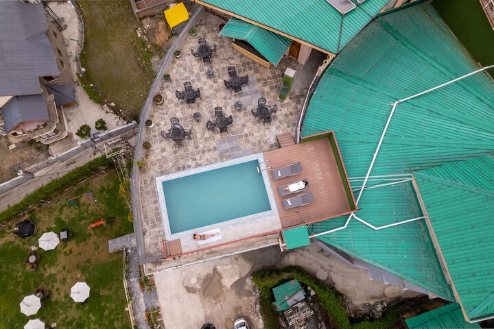 Pool 43 of 94