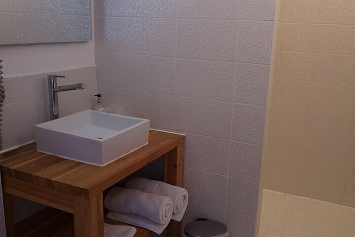 Room 40 of 49