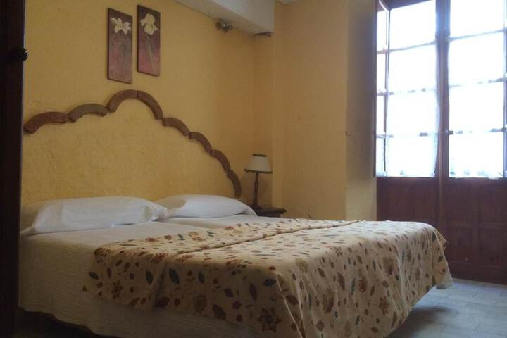 Room 14 of 38