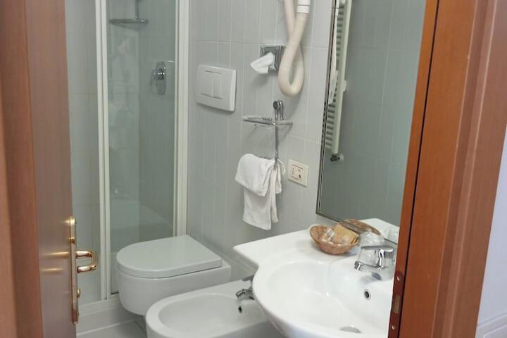 Clean Restrooms