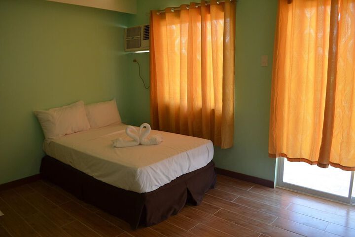 Room 6 of 26