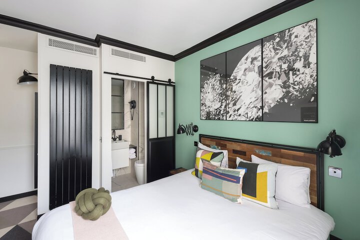 Room 7 of 47