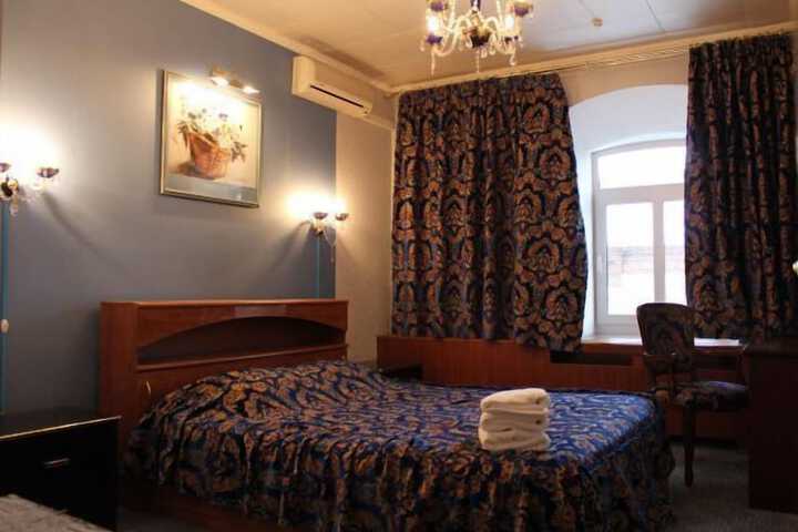 Room 13 of 61