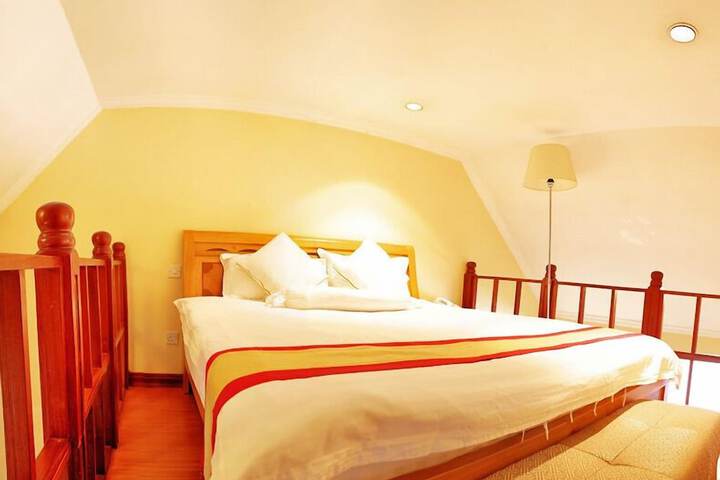 Room 5 of 27