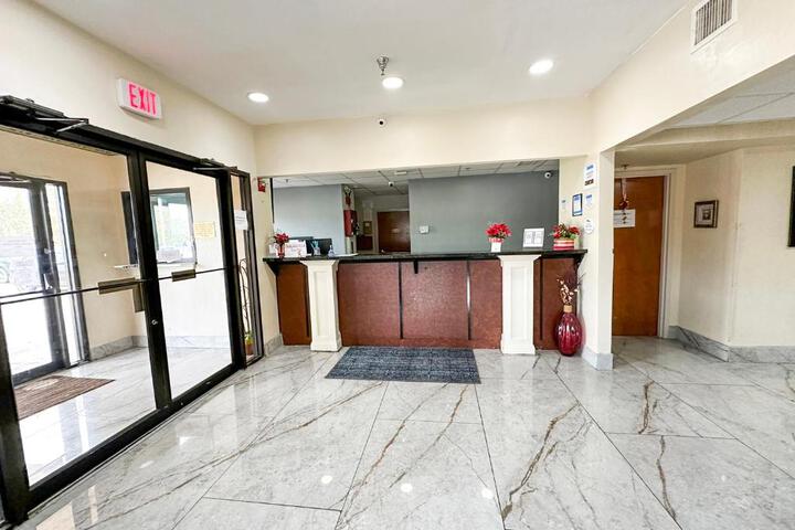 Hotel Interior 8 of 14