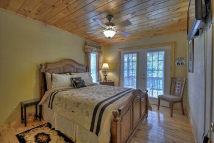 Room 25 of 26
